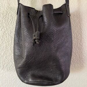 BAGGU black leather bucket bag